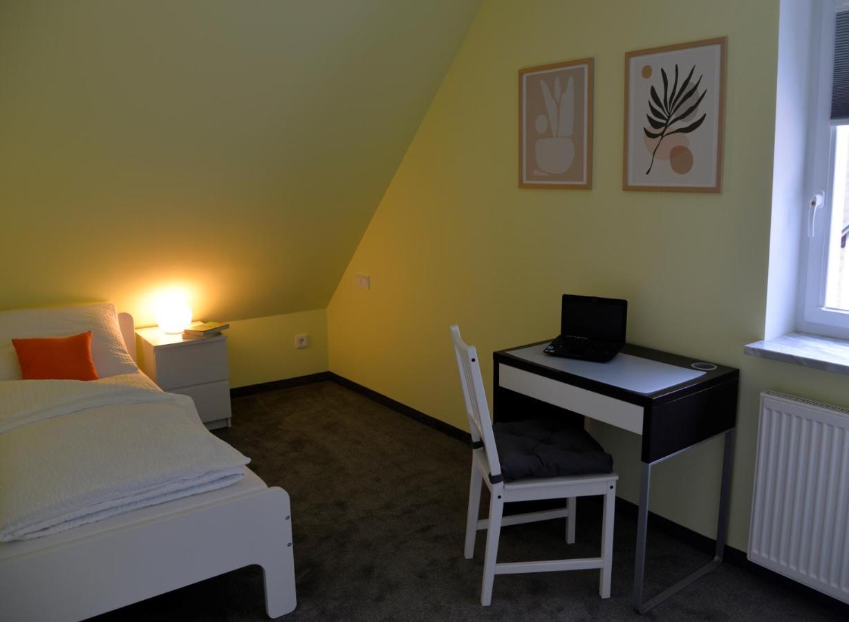 Apartamento Am Quellenhaeuschen Naila Exterior foto